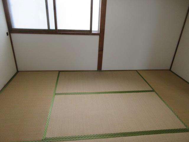 喜多ハイツの居間・リビング