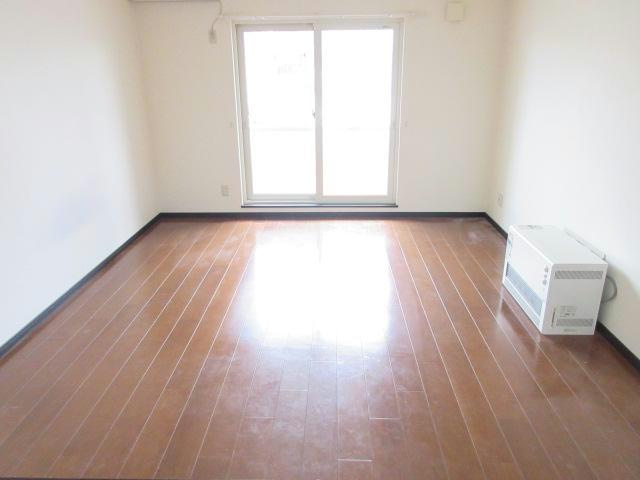 クレストⅠの居間・リビング