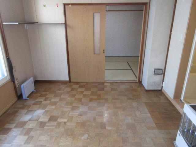 高山APの居間・リビング