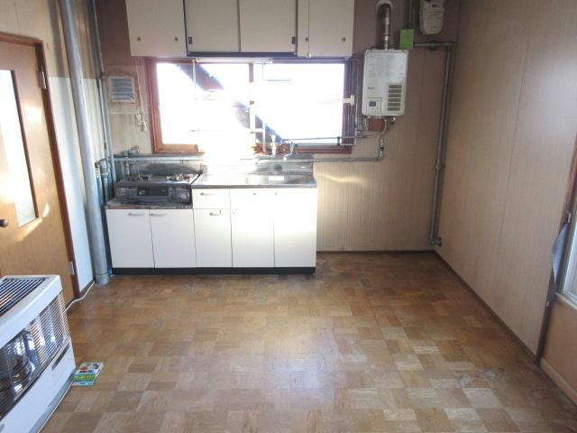 高山APの居間・リビング