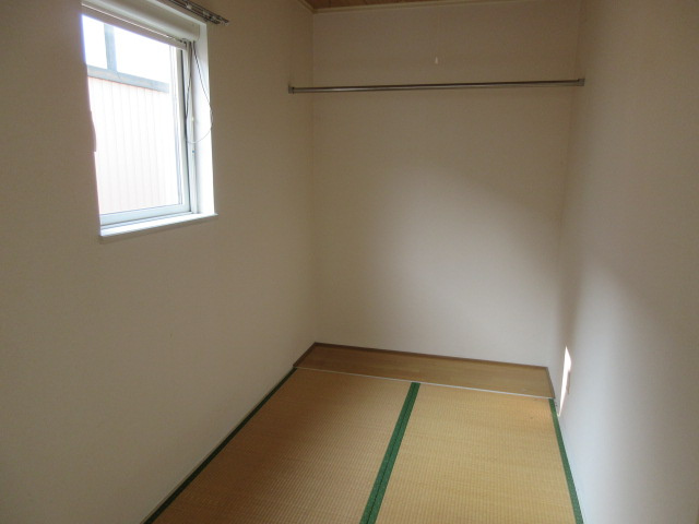 リバー1233の和室