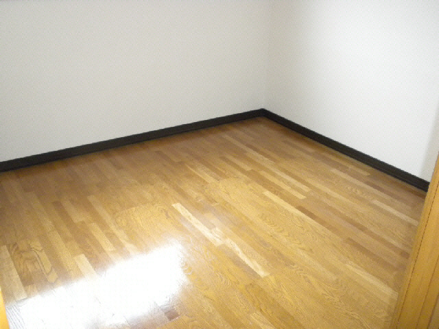 飛田ハイツ　A棟の居間・リビング