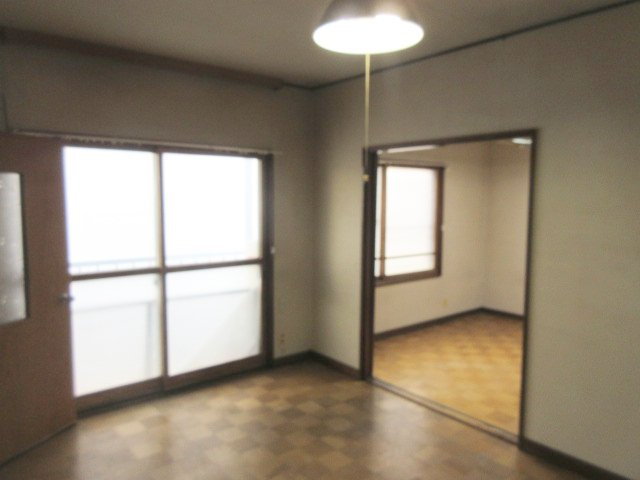 曽根マンションの居間・リビング