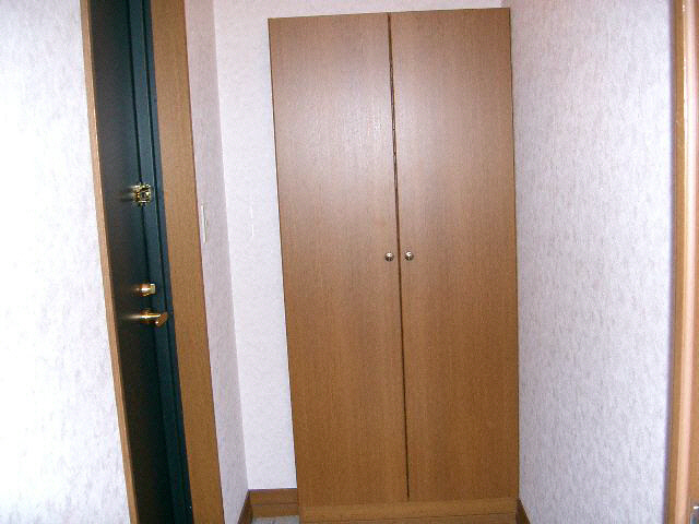 シティ根元の玄関