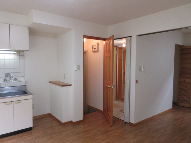 エスポワールⅡの居間・リビング