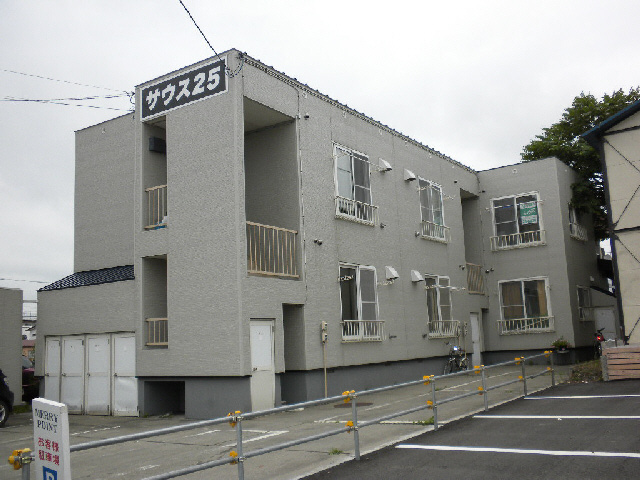 サウス25の駐車場