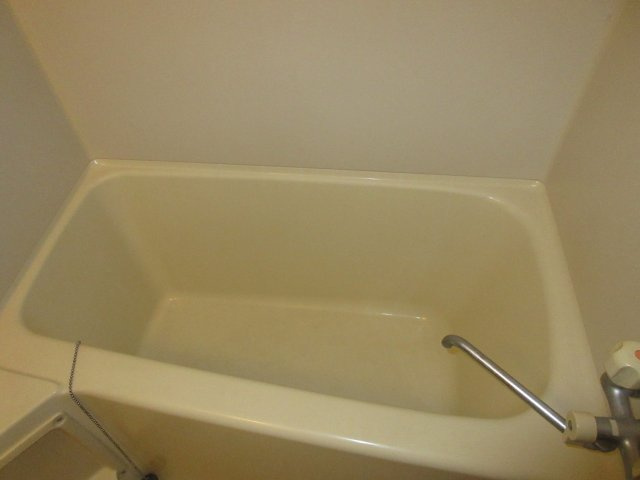 メゾンシャトーの浴室