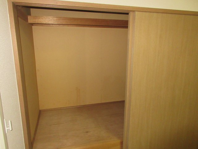 メゾンシャトーの収納