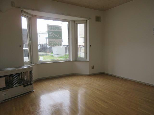 メゾンクレールの居間・リビング