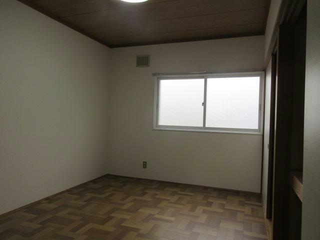 メゾンクレールの居間・リビング