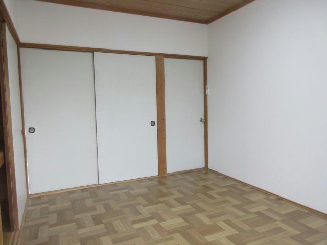 メゾンクレールの居間・リビング