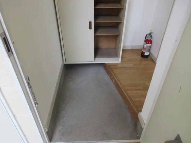 メゾンクレールの玄関