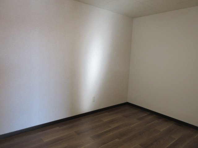 グロウリッチAの洋室