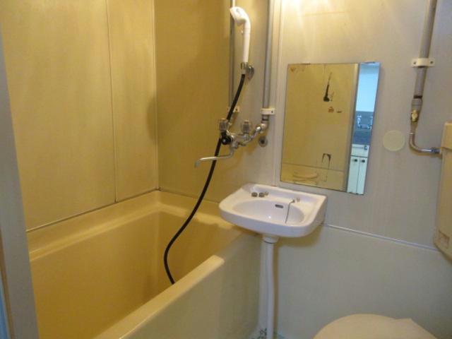 親和ハイツの浴室