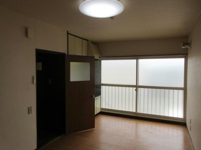 ライトハウスの居間・リビング