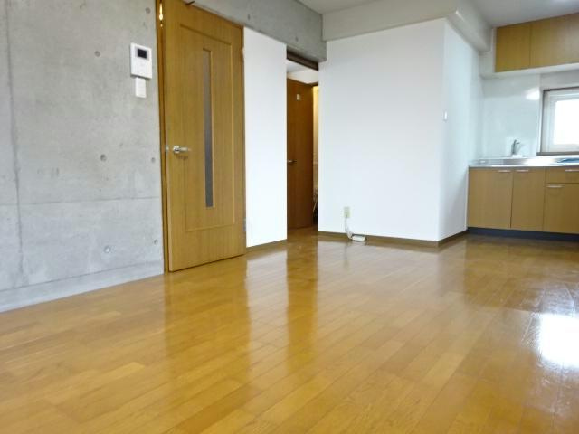 レジデンスマンワⅣの居間・リビング