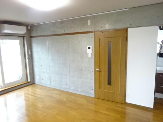 レジデンスマンワⅣの居間・リビング