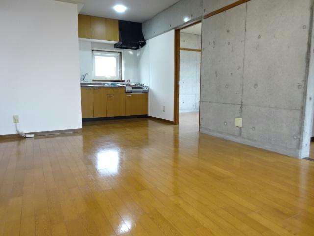 レジデンスマンワⅣの居間・リビング