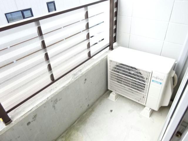 レジデンスマンワⅣのバルコニー