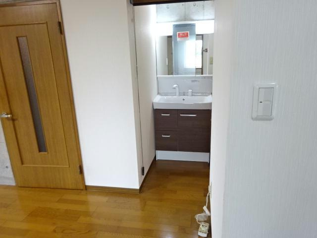 レジデンスマンワⅣの洗面所