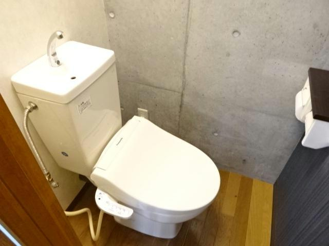 レジデンスマンワⅣの玄関