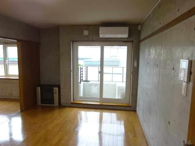 レジデンスマンワⅣの居間・リビング