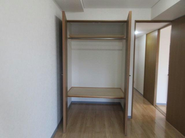 サルイオビヒロの収納