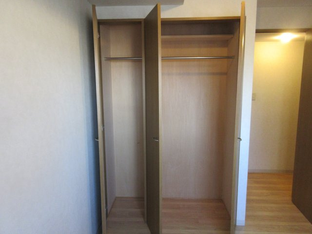 サルイオビヒロの収納