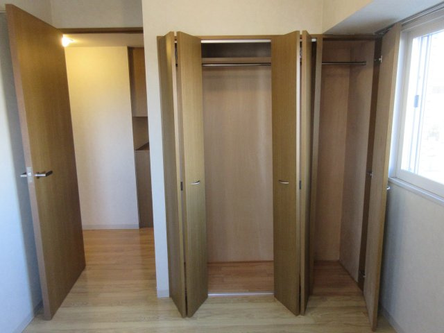 サルイオビヒロの収納