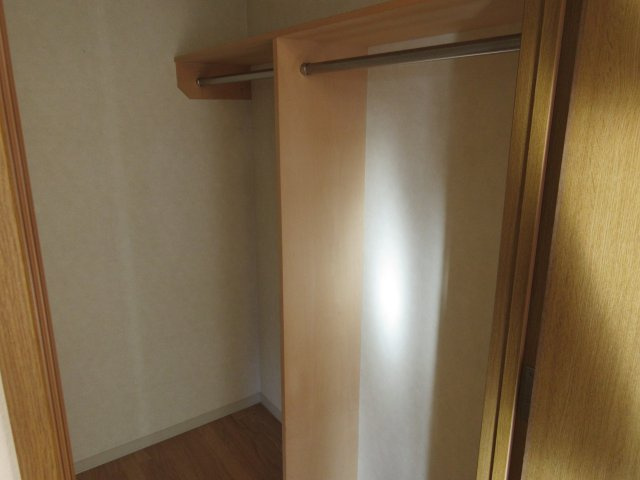 サルイオビヒロの収納