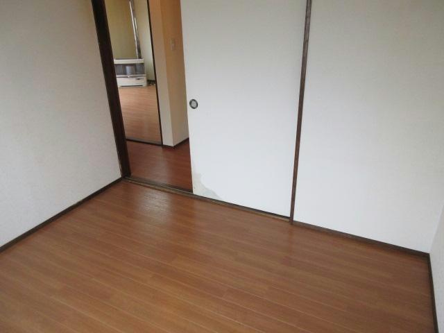 コーポまつながの洋室