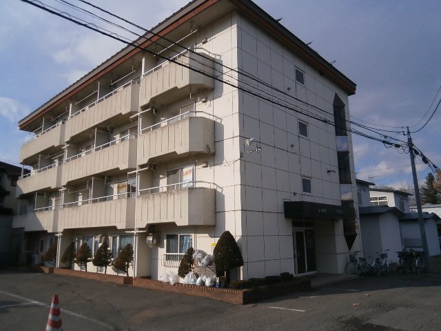 コーポラスSOKKENの外観