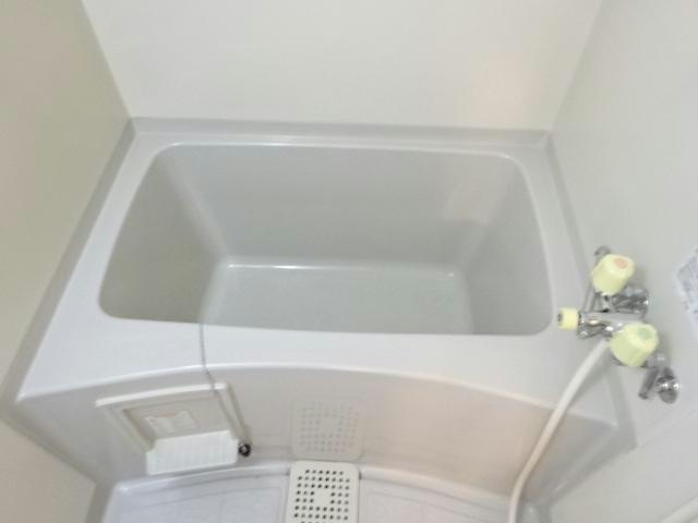ピュア6条の浴室