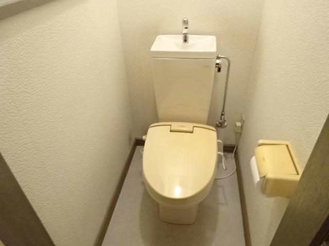 ピュア6条のトイレ