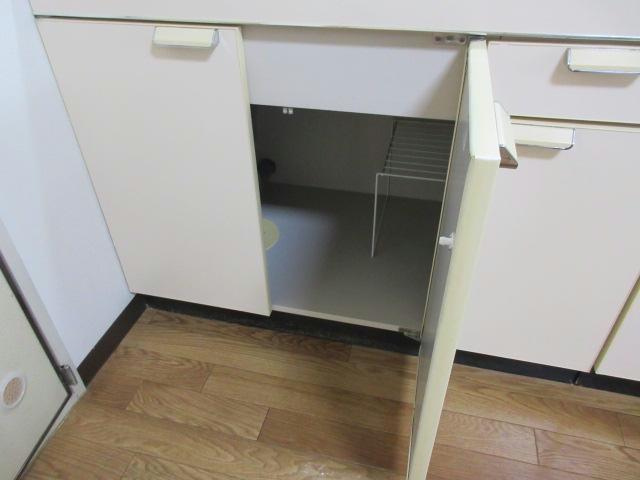 コーポラスYOSHITOの収納