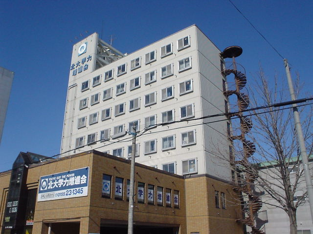 ノースパレス112