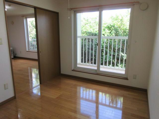 ラ・ポレール陸Bの居間・リビング