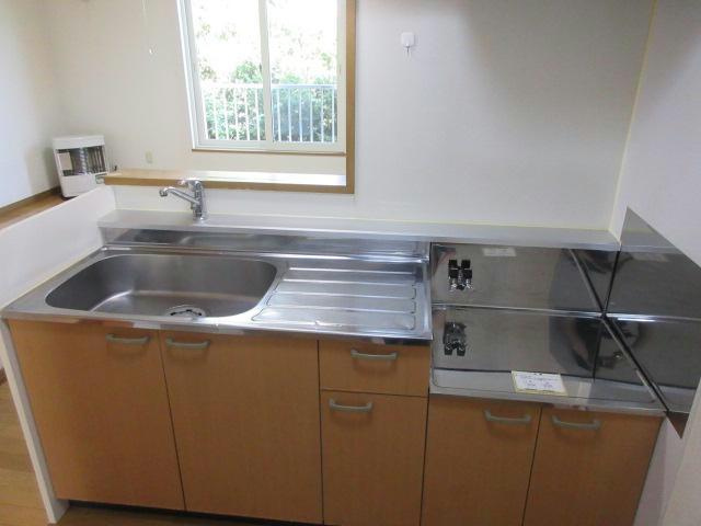 ラ・ポレール陸Bのキッチン