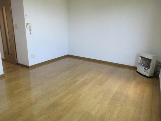 ラ・ポレール陸Bの居間・リビング