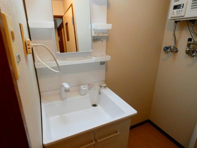 メゾンドール明星の洗面所