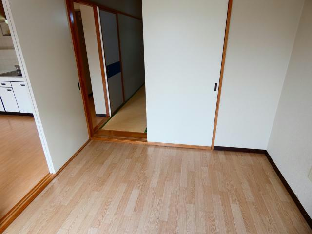 メゾンドール明星の内装