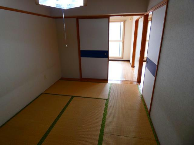 メゾンドール明星の内装