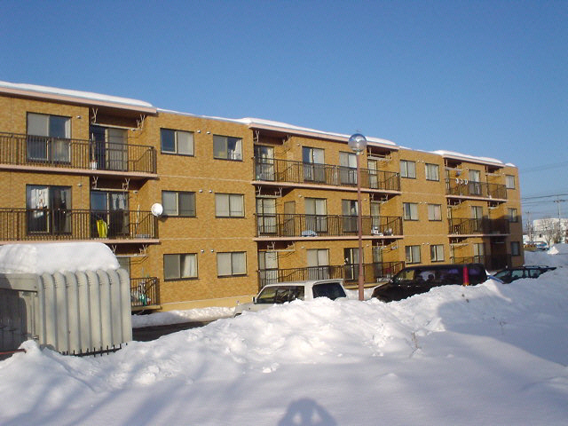 メゾンドール明星の外観