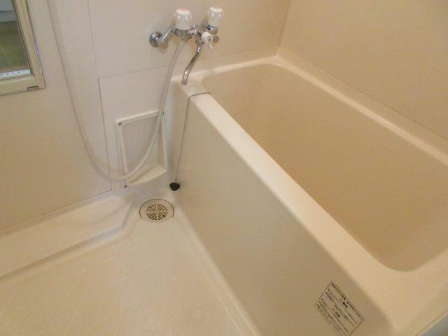 第2恒陽マンションの浴室