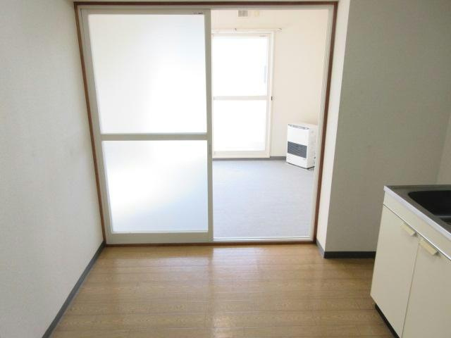 コーポピープルの居間・リビング