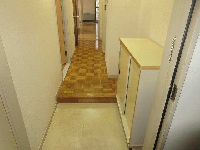 ライフマンションの玄関