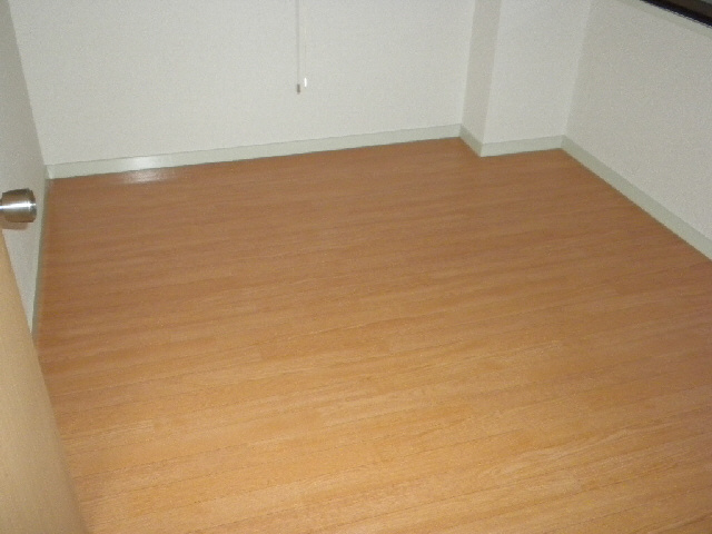 ライフマンションの洋室