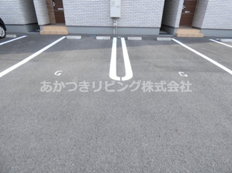 【駐車場】