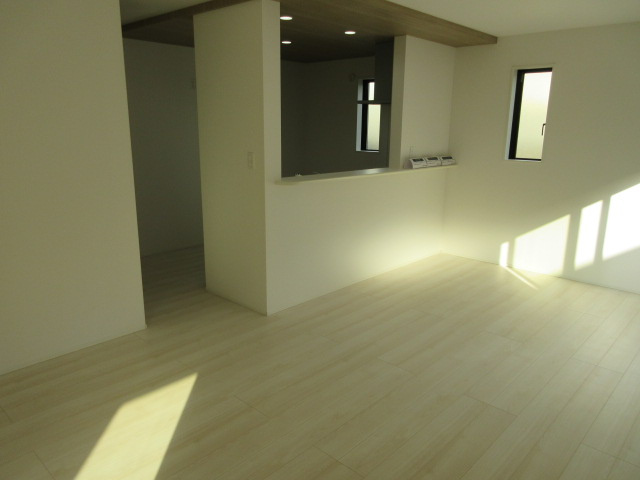 【仲介手数料無料】新築戸建　小川町大字小川324-14（全2棟）の居間・リビング