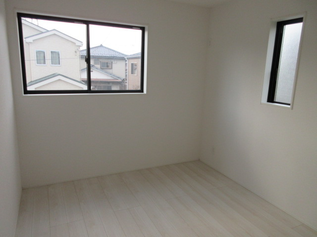 【仲介手数料無料】新築戸建　小川町大字小川324-14（全2棟）の洋室